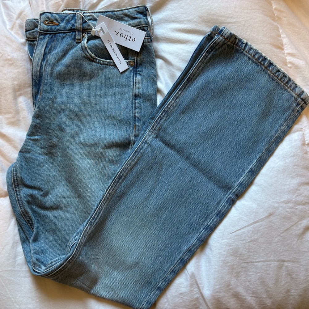 Dynamite Blue Candice Straight Leg Jeans